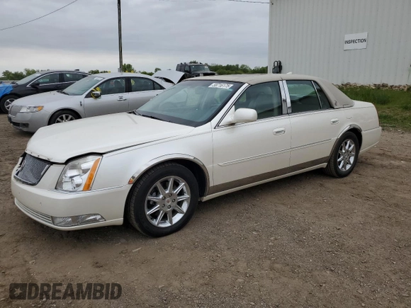 2011 Cadillac DTS Luxury Collection z VIN 1G6KD5E67BU122196, wystawiony jako Copart lot #58716175 z przebiegiem 76 192 mil mil oraz Czysty tytuł • Clean title. Historia ofert i sprzedaży dostępna na DreamBid. Obrazek 1.