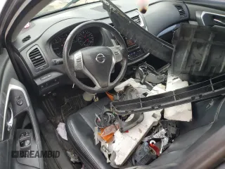 2017 Nissan Altima SV z VIN 1N4AL3AP1HC193851, wystawiony jako Copart lot #59366015 z przebiegiem 158 380 mil mil oraz Szkoda całkowita • Salvage title. Historia ofert i sprzedaży dostępna na DreamBid. Obrazek 8.