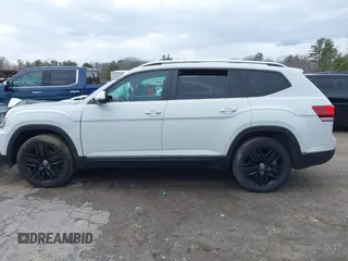 2019 Volkswagen Atlas SEL with VIN 1V2MR2CAXKC594264, listed as a IAAI auction lot 41872023 with 60,807 mi miles and . Bid and sale history available at DreamBid. Image 15.