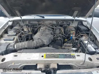 2003 Ford Ranger XL Fleet with VIN 1FTZR45E33PA54963, listed as a IAAI auction lot 42009846 with 202,702 mi miles. Bid and sale history available at carsss.com. Image 10.