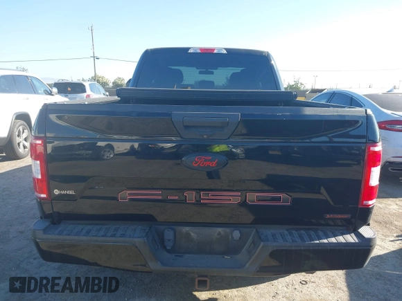2018 Ford F-150 XL z VIN 1FTEX1CP2JKC54637, wystawiony jako IAAI lot #42520806 z przebiegiem 79 730 mil mil oraz . Historia ofert i sprzedaży dostępna na DreamBid. Obrazek 16.
