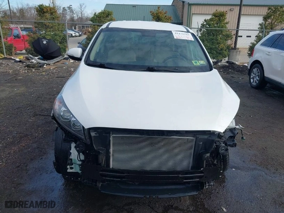 2019 Kia Sorento LX V6 with VIN 5XYPG4A50KG559055, listed as a IAAI auction lot 41472343 with NaN miles. Bid and sale history available at carsss.com. Image 13.