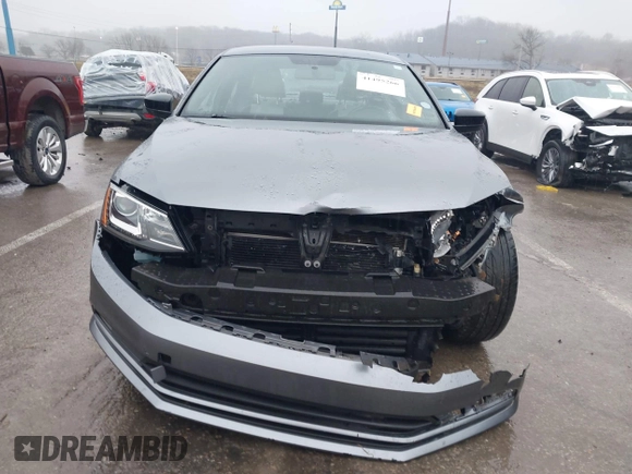 2015 Volkswagen Jetta SE с VIN 3VWD17AJ7FM320420, выставлен на аукционе IAAI как лот 41495266 с пробегом 132 031 миль миль и . История ставок и продаж доступна на DreamBid. Изображение 12.