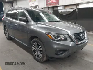 2020 Nissan Pathfinder S with VIN 5N1DR2AN8LC626262, listed as a IAAI auction lot 41901620 with 83,744 mi miles. Bid and sale history available at carsss.com. Image 1.