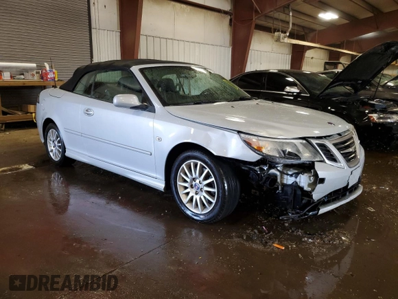 2008 Saab 9-3 z VIN YS3FB79Y286004977, wystawiony jako Copart lot #71240394 z przebiegiem 134 498 mil mil oraz Czysty tytuł • Clean title. Historia ofert i sprzedaży dostępna na DreamBid. Obrazek 4.