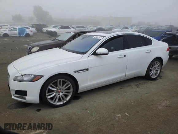 2016 Jaguar XF 35t Prestige with VIN SAJBE4BV1GCY14310, listed as a Copart auction lot 42959165 with 0 mi miles and Salvage Title. Bid and sale history available at carsss.com. Image 1.