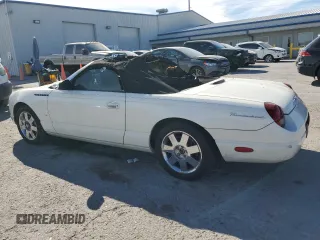 2003 Ford Thunderbird Deluxe z VIN 1FAHP60A83Y113992, wystawiony jako Copart lot #77277574 z przebiegiem Nie podano mil oraz Nie do naprawy • Non repairable. Historia ofert i sprzedaży dostępna na DreamBid. Obrazek 2.