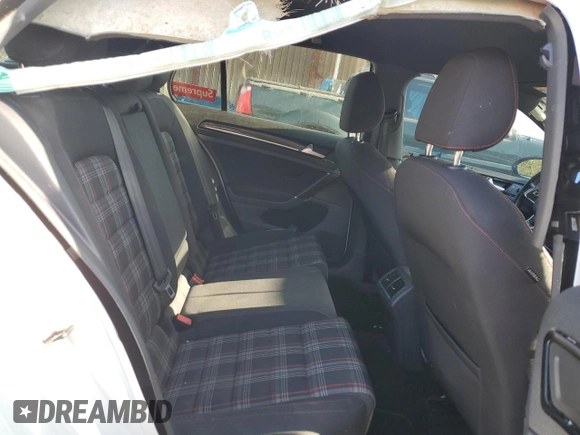 2016 Volkswagen GTI SE z VIN 3VW4T7AU2GM042340, wystawiony jako Copart lot #55528455 z przebiegiem 86 945 mil mil oraz Szkoda całkowita • Salvage title. Historia ofert i sprzedaży dostępna na DreamBid. Obrazek 10.