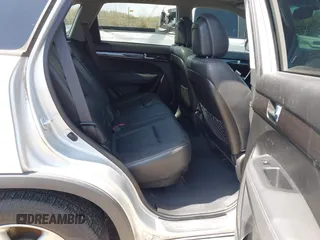2012 Kia Sorento EX with VIN 5XYKU4A27CG236759, listed as a IAAI auction lot 41908574 with 197,841 mi miles. Bid and sale history available at carsss.com. Image 8.