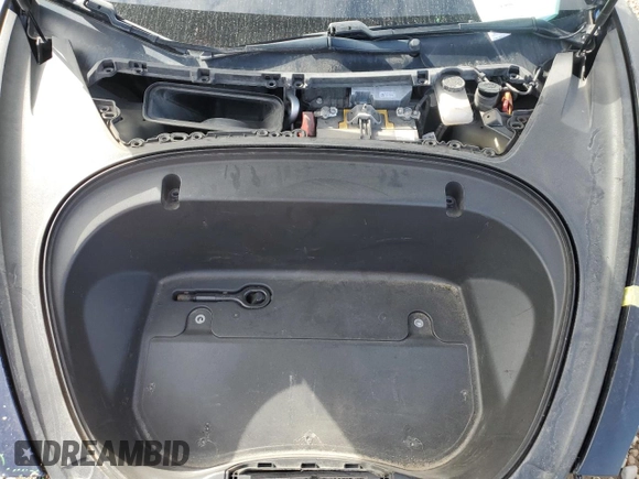 2018 Tesla Model 3 Long Range Battery z VIN 5YJ3E1EB1JF085139, wystawiony jako Copart lot #46888915 z przebiegiem 158 435 mil mil oraz Szkoda całkowita • Salvage title. Historia ofert i sprzedaży dostępna na DreamBid. Obrazek 11.
