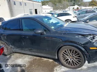 2023 Porsche Cayenne z VIN WP1BA2AY9PDA24093, wystawiony jako IAAI lot #41308909 z przebiegiem 20 160 mil mil oraz . Historia ofert i sprzedaży dostępna na DreamBid. Obrazek 13.