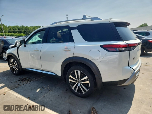 2023 Nissan Pathfinder Platinum z VIN 5N1DR3DK1PC223933, wystawiony jako Copart lot #59137525 z przebiegiem 21 193 mil mil oraz Szkoda całkowita • Salvage title. Historia ofert i sprzedaży dostępna na DreamBid. Obrazek 2.