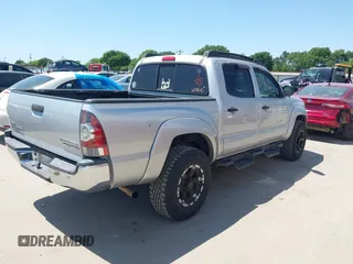 2010 Toyota Tacoma PreRunner z VIN 3TMJU4GN3AM098103, wystawiony jako IAAI lot #41981209 z przebiegiem 218 329 mil mil oraz . Historia ofert i sprzedaży dostępna na DreamBid. Obrazek 4.