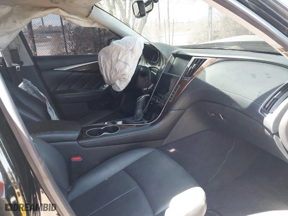 2019 Infiniti Q50 3.0t LUXE with VIN JN1EV7AP6KM511707, listed as a IAAI auction lot 41903978 with 101,893 mi miles. Bid and sale history available at carsss.com. Image 5.