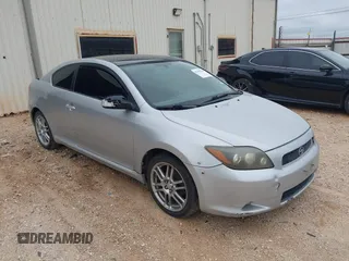 2005 Scion tC z VIN JTKDE177650012360, wystawiony jako IAAI lot #42345139 z przebiegiem 226 570 mil mil oraz . Historia ofert i sprzedaży dostępna na DreamBid. Obrazek 1.