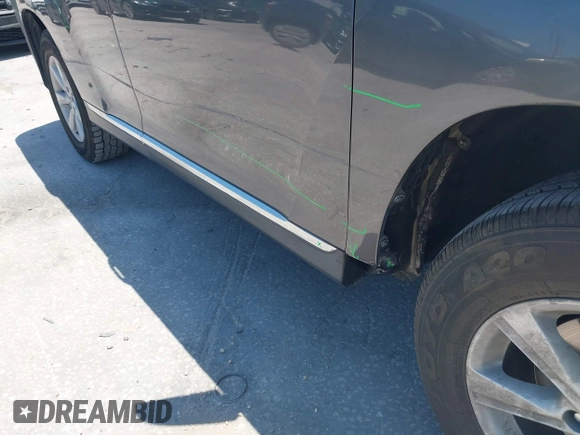 2013 Toyota Highlander z VIN 5TDZK3EH5DS124401, wystawiony jako IAAI lot #42133758 z przebiegiem 131 405 mil mil oraz . Historia ofert i sprzedaży dostępna na DreamBid. Obrazek 17.