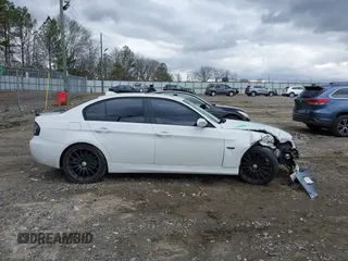 2006 BMW 3 Series 325i with VIN WBAVB13546PT21727, listed as a IAAI auction lot 41723568 with 156,438 mi miles. Bid and sale history available at carsss.com. Image 13.