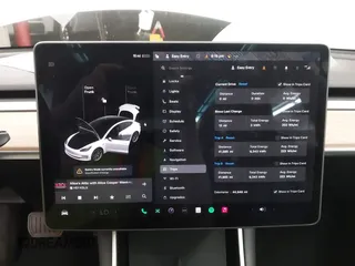 2020 Tesla Model 3 Standard Range Plus with VIN 5YJ3E1EA7LF805828, listed as a IAAI auction lot 41841505 with 44,946 mi miles and . Bid and sale history available at DreamBid. Image 7.