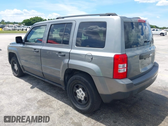 2014 Jeep Patriot Sport with VIN 1C4NJPBA5ED559951, listed as a IAAI auction lot 42802286 with 171,487 mi miles and . Bid and sale history available at DreamBid. Image 3.