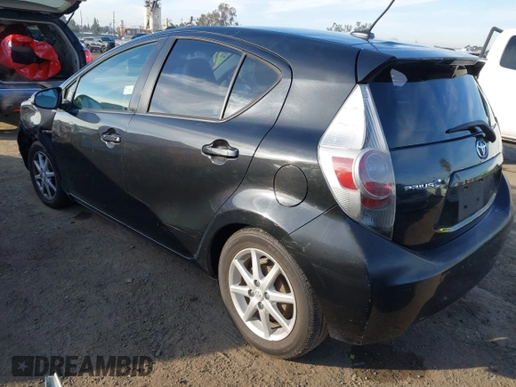 2012 Toyota Prius c One with VIN JTDKDTB36C1010956, listed as a IAAI auction lot 41476271 with 186,403 mi miles. Bid and sale history available at carsss.com. Image 3.