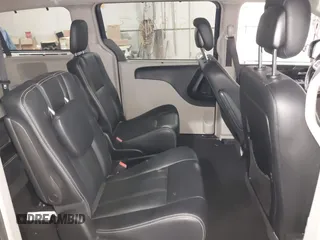 2016 Chrysler Town & Country Touring with VIN 2C4RC1BG8GR194307, listed as a IAAI auction lot 41515423 with 84,930 mi miles. Bid and sale history available at carsss.com. Image 8.