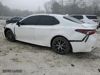 2022 Toyota Camry SE with VIN 4T1G11AK9NU627535, listed as a Copart auction lot 49105255 with 37,043 mi miles and Salvage Title. Bid and sale history available at carsss.com. Image 2.