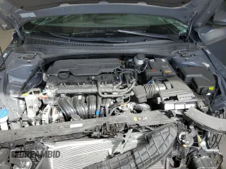 2024 Hyundai Elantra SEL z VIN KMHLM4DG4RU818817, wystawiony jako Copart lot #51142255 z przebiegiem 10 725 mil mil oraz Szkoda całkowita • Salvage title. Historia ofert i sprzedaży dostępna na DreamBid. Obrazek 11.