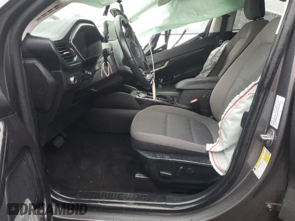 2021 Ford Escape SE с VIN 1FMCU9G68MUB18999, выставлен на аукционе Copart как лот 59753205 с пробегом 79 421 миль миль и На запчасти • Non repairable. История ставок и продаж доступна на DreamBid. Изображение 7.