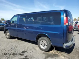 2001 Chevrolet Express with VIN 1GAGG25R411191665, listed as a Copart auction lot 49011535 with Not Provided miles and Salvage Title. Bid and sale history available at carsss.com. Image 2.