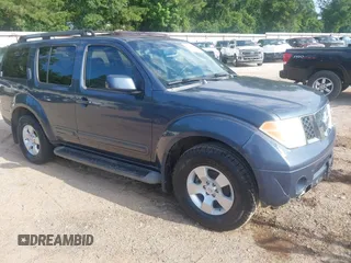 2007 Nissan Pathfinder S z VIN 5N1AR18UX7C608412, wystawiony jako IAAI lot #42531414 z przebiegiem 149 560 mil mil oraz . Historia ofert i sprzedaży dostępna na DreamBid. Obrazek 1.