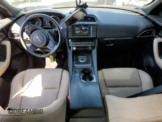 2017 Jaguar F-Pace 35t Premium with VIN SADCJ2BV9HA067768, listed as a Copart auction lot 55671845 with 137,396 mi miles and Clean Title. Bid and sale history available at DreamBid. Image 8.