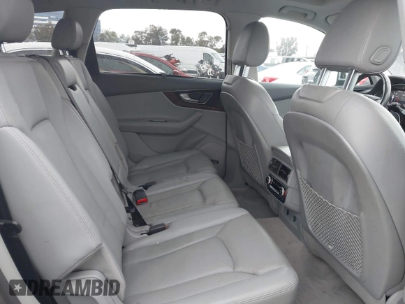 2018 Audi Q7 Prestige with VIN WA1VAAF77JD028847, listed as a IAAI auction lot 42294052 with 46,478 mi miles and . Bid and sale history available at DreamBid. Image 8.