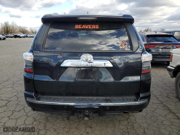 2024 Toyota 4Runner Limited with VIN JTEKU5JR8R6217678, listed as a Copart auction lot 44185055 with 17,225 mi miles and Salvage Title. Bid and sale history available at carsss.com. Image 6.