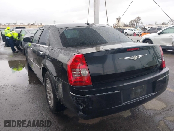 2010 Chrysler 300 Touring with VIN 2C3CA5CV6AH250021, listed as a IAAI auction lot 41811445 with 122,209 mi miles. Bid and sale history available at carsss.com. Image 3.