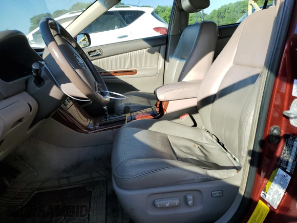 2005 Toyota Camry LE with VIN 4T1BF30K05U089798, listed as a Copart auction lot 56967924 with 228,003 mi miles and Clean Title. Bid and sale history available at DreamBid. Image 7.