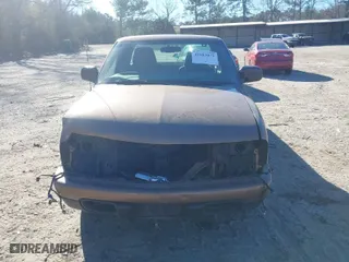 2003 Chevrolet S-10 LS with VIN 1GCCS19X138138729, listed as a IAAI auction lot 41683072 with 1 mi miles. Bid and sale history available at carsss.com. Image 13.