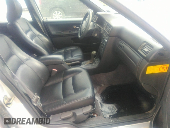 1999 Volvo S70 z VIN YV1LS55A3X1598346, wystawiony jako IAAI lot #35803246 z przebiegiem 215 097 mil mil oraz . Historia ofert i sprzedaży dostępna na DreamBid. Obrazek 5.