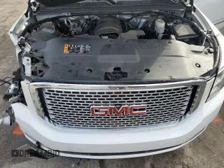 2017 GMC Yukon Denali with VIN 1GKS1CKJ7HR363114, listed as a Copart auction lot 42456135 with 152,519 mi miles and Salvage Title. Bid and sale history available at carsss.com. Image 12.
