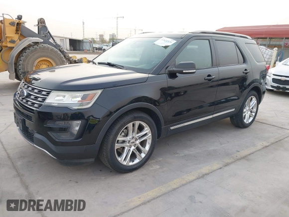 2016 Ford Explorer XLT with VIN 1FM5K7D82GGA84926, listed as a IAAI auction lot 41824920 with 121,702 mi miles and . Bid and sale history available at DreamBid. Image 2.