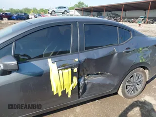 2021 Nissan Versa SV z VIN 3N1CN8EV8ML863691, wystawiony jako IAAI lot #42252948 z przebiegiem 97 339 mil mil oraz . Historia ofert i sprzedaży dostępna na DreamBid. Obrazek 6.