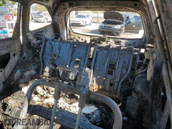 2023 Subaru Forester z VIN JF2SKACC6PH491945, wystawiony jako Copart lot #48778545 z przebiegiem Nie podano mil oraz Nie do naprawy • Non repairable. Historia ofert i sprzedaży dostępna na DreamBid. Obrazek 10.