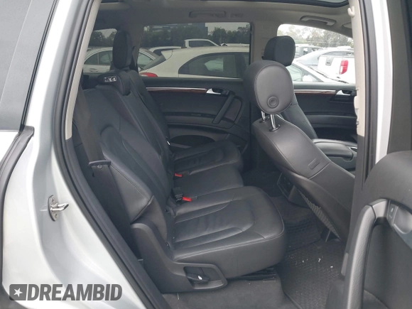 2014 Audi Q7 Premium Plus with VIN WA1LGAFE2ED017135, listed as a IAAI auction lot 42533428 with 142,132 mi miles and . Bid and sale history available at DreamBid. Image 8.