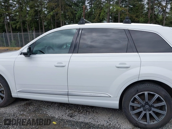 2017 Audi Q7 Premium Plus with VIN WA1LAAF78HD011055, listed as a IAAI auction lot 42509579 with 115,815 mi miles and . Bid and sale history available at DreamBid. Image 15.
