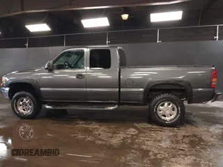2000 GMC Sierra 1500 SLE with VIN 1GTEK19T0YZ211077, listed as a IAAI auction lot 41626980 with 224,823 mi miles and . Bid and sale history available at DreamBid. Image 14.