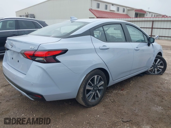 2024 Nissan Versa SV z VIN 3N1CN8EV0RL901518, wystawiony jako IAAI lot #41935491 z przebiegiem 15 873 mil mil oraz . Historia ofert i sprzedaży dostępna na DreamBid. Obrazek 4.