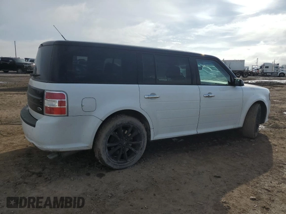 2016 Ford Flex SEL z VIN 2FMGK5C8XGBA08313, wystawiony jako Copart lot #47081805 z przebiegiem 121 848 mil mil oraz Czysty tytuł • Clean title. Historia ofert i sprzedaży dostępna na DreamBid. Obrazek 3.