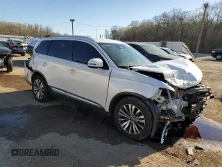 2020 Mitsubishi Outlander SE z VIN JA4AD3A35LZ019723, wystawiony jako Copart lot #50466605 z przebiegiem 117 700 mil mil oraz Szkoda całkowita • Salvage title. Historia ofert i sprzedaży dostępna na DreamBid. Obrazek 4.