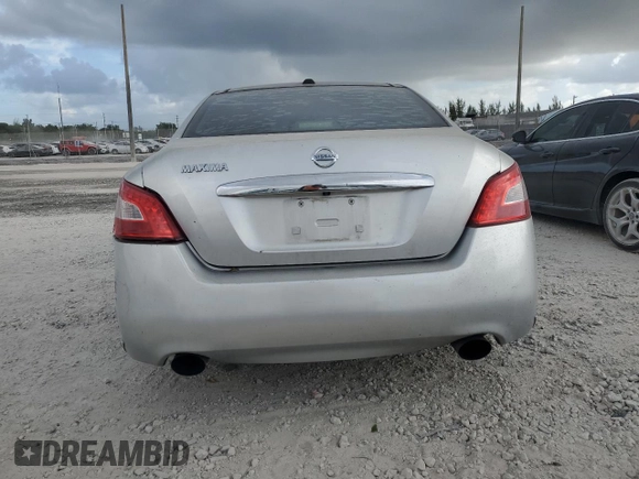 2010 Nissan Maxima S z VIN 1N4AA5AP9AC871866, wystawiony jako Copart lot #55569575 z przebiegiem 150 689 mil mil oraz Szkoda całkowita • Salvage title. Historia ofert i sprzedaży dostępna na DreamBid. Obrazek 6.