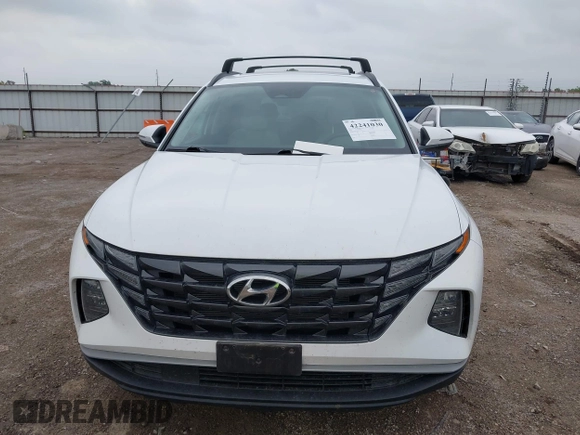 2023 Hyundai Tucson SEL with VIN 5NMJFCAE0PH197194, listed as a IAAI auction lot 42241030 with 17,764 mi miles and . Bid and sale history available at DreamBid. Image 12.