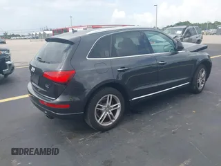 2015 Audi Q5 Premium Plus z VIN WA1LFAFP7FA078648, wystawiony jako IAAI lot #42458743 z przebiegiem 108 057 mil mil oraz . Historia ofert i sprzedaży dostępna na DreamBid. Obrazek 4.